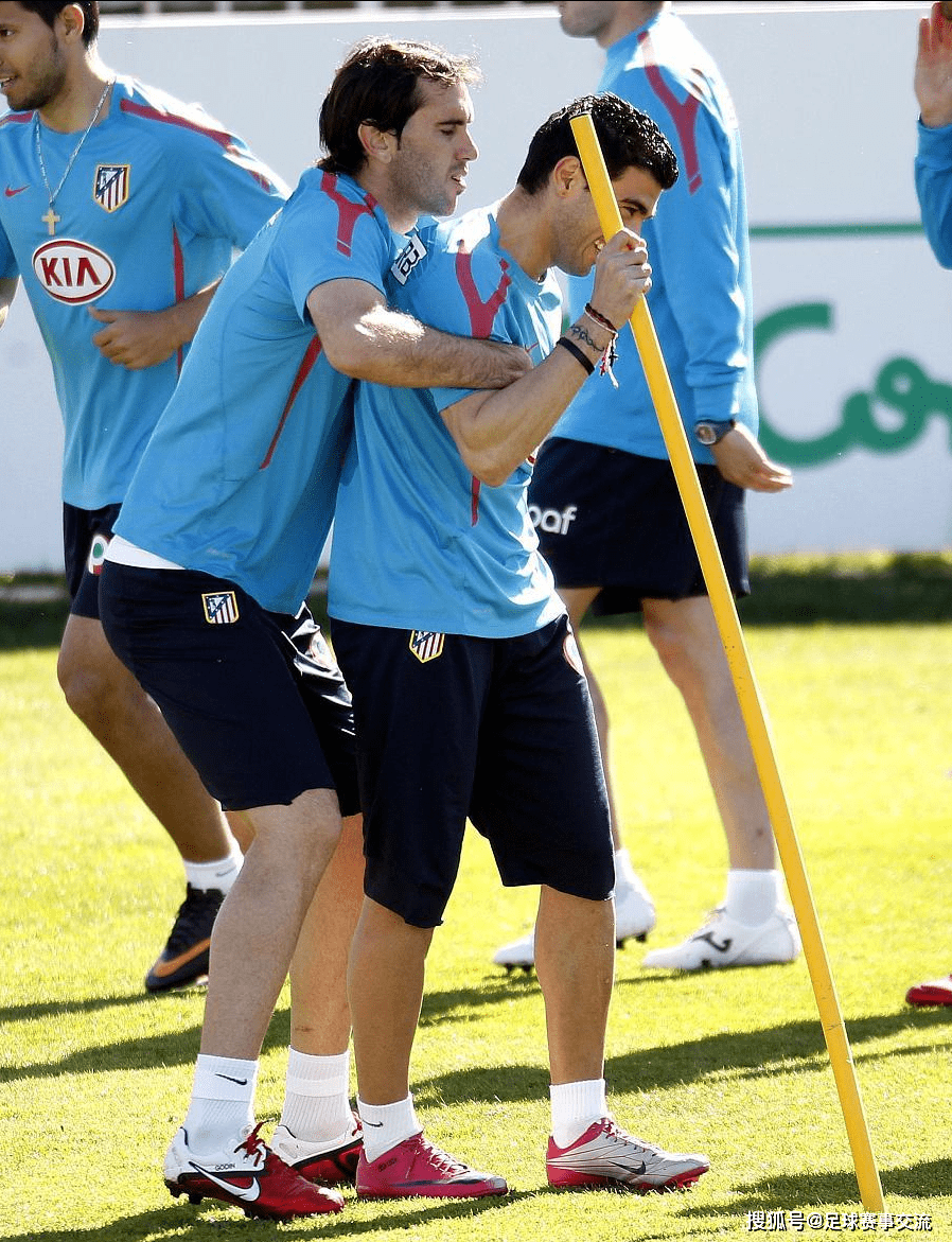 西甲加时末段再迎强敌，本菲卡临场应变，主帅态度——话题不断，数据趋势出现新变化的简单介绍