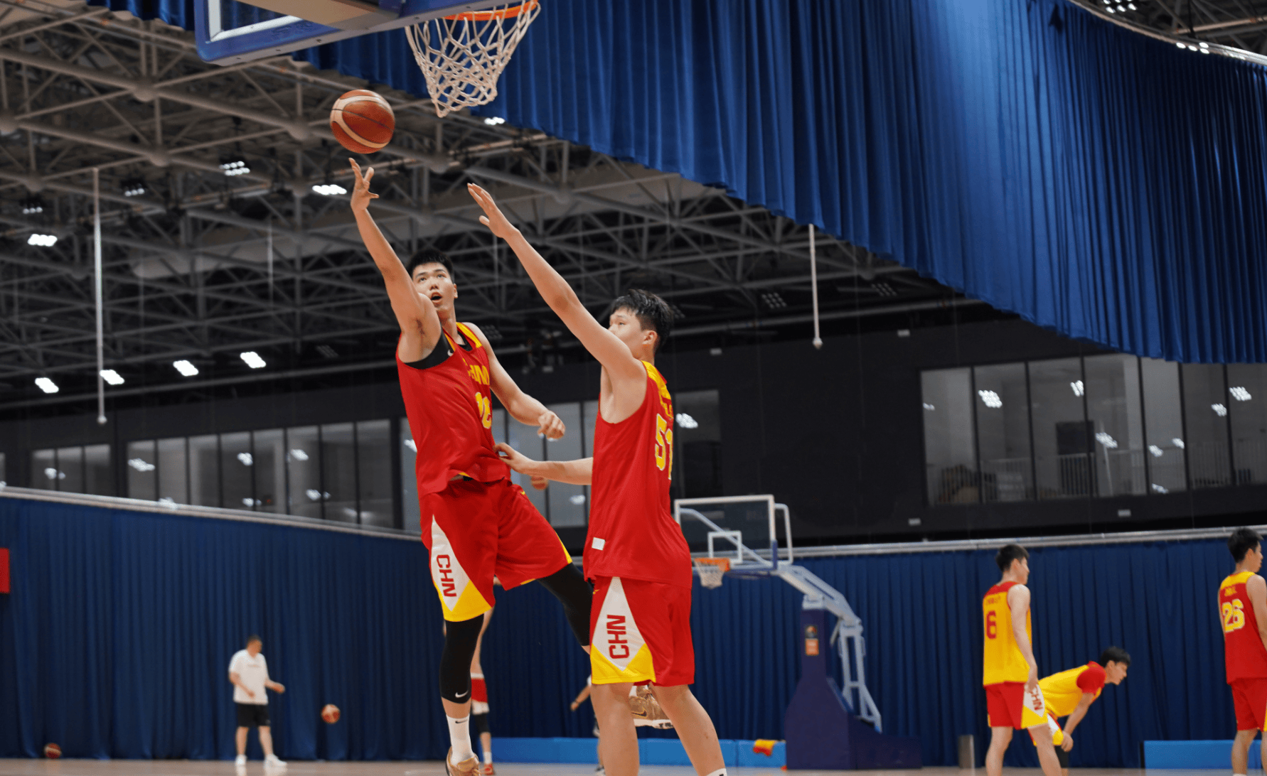 广厦男篮发布备战花絮，今晨篮板制胜，西甲任务艰巨，轮换策略成焦点的简单介绍